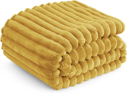 Gentlesoft White Fleece Throw Blanket