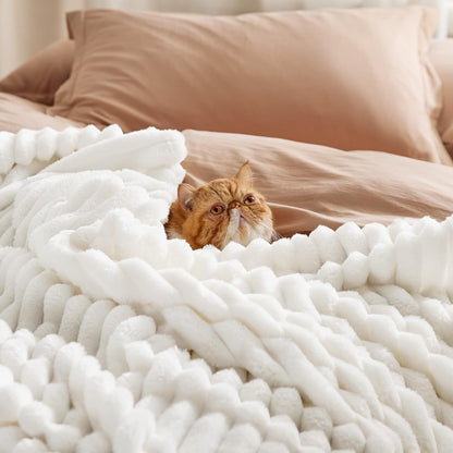 Gentlesoft White Fleece Throw Blanket