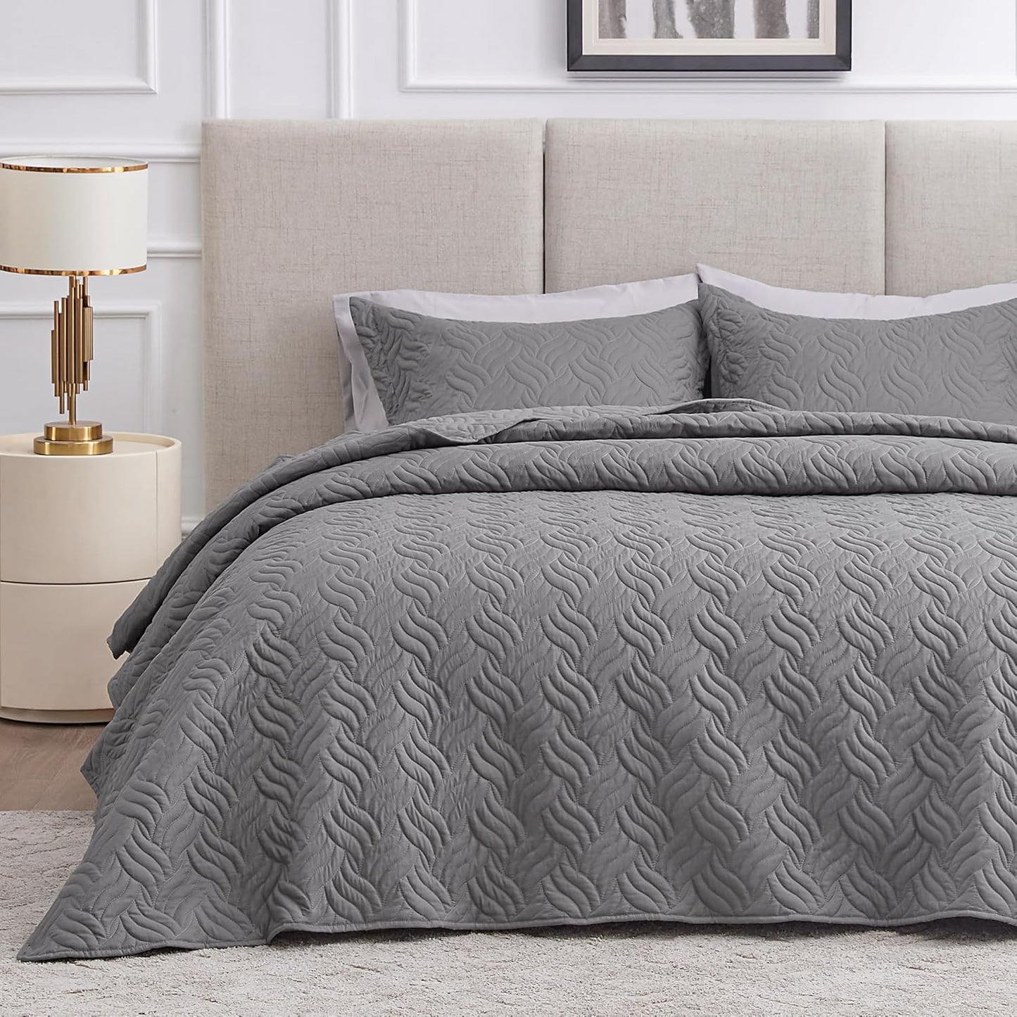 Refined All-Season Quilt Set
