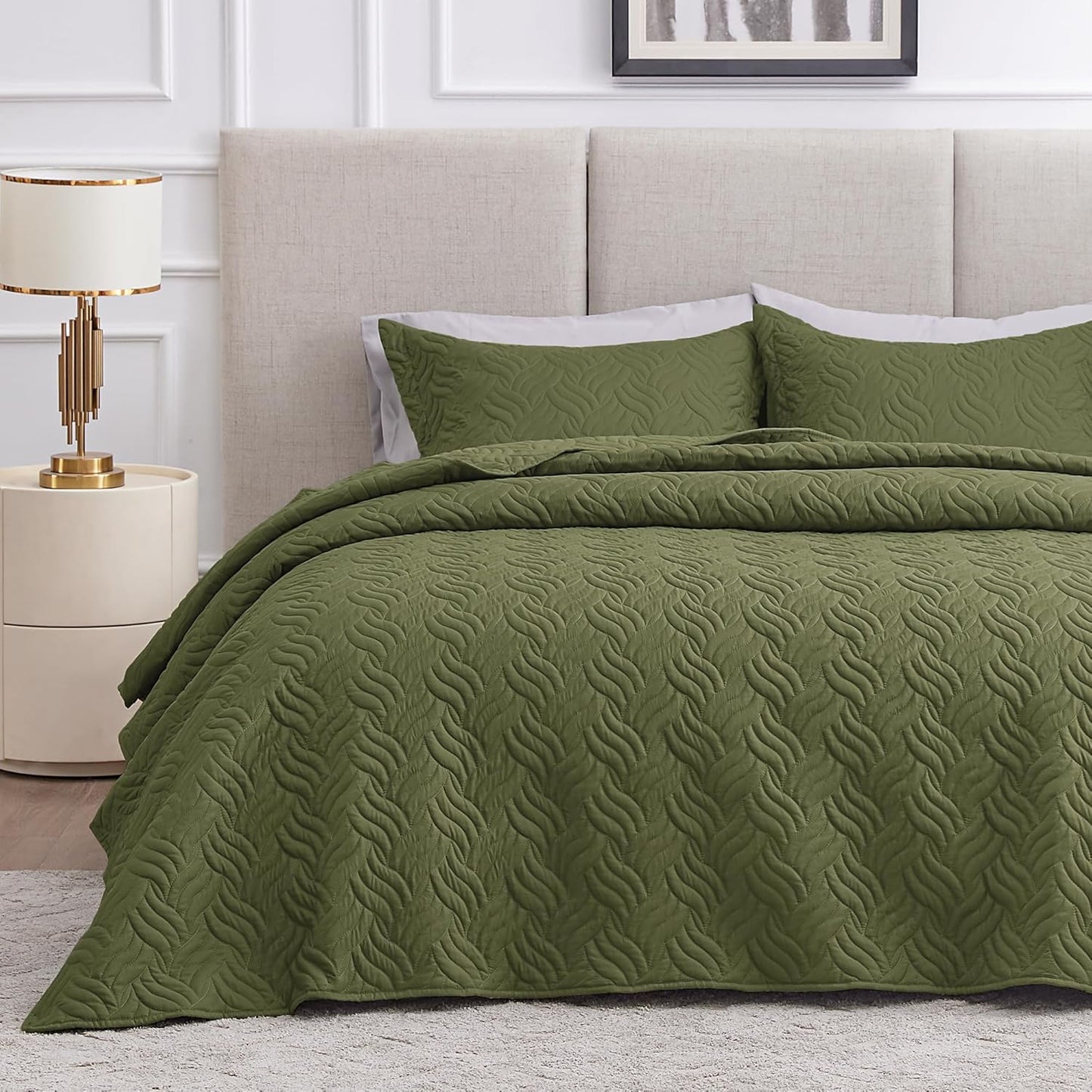 Refined All-Season Quilt Set
