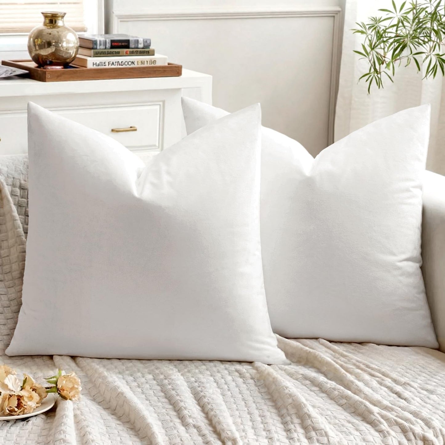 2 Premium Velvet Pillow Covers – Soft & Stylish Cushion Cases for Sofa, Bed & Car