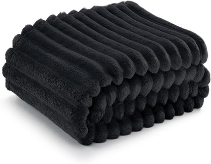 Gentlesoft White Fleece Throw Blanket