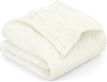 Refined Fleece Blanket — Timeless Warmth, Instant Comfort