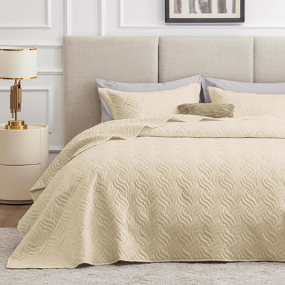 Refined All-Season Quilt Set