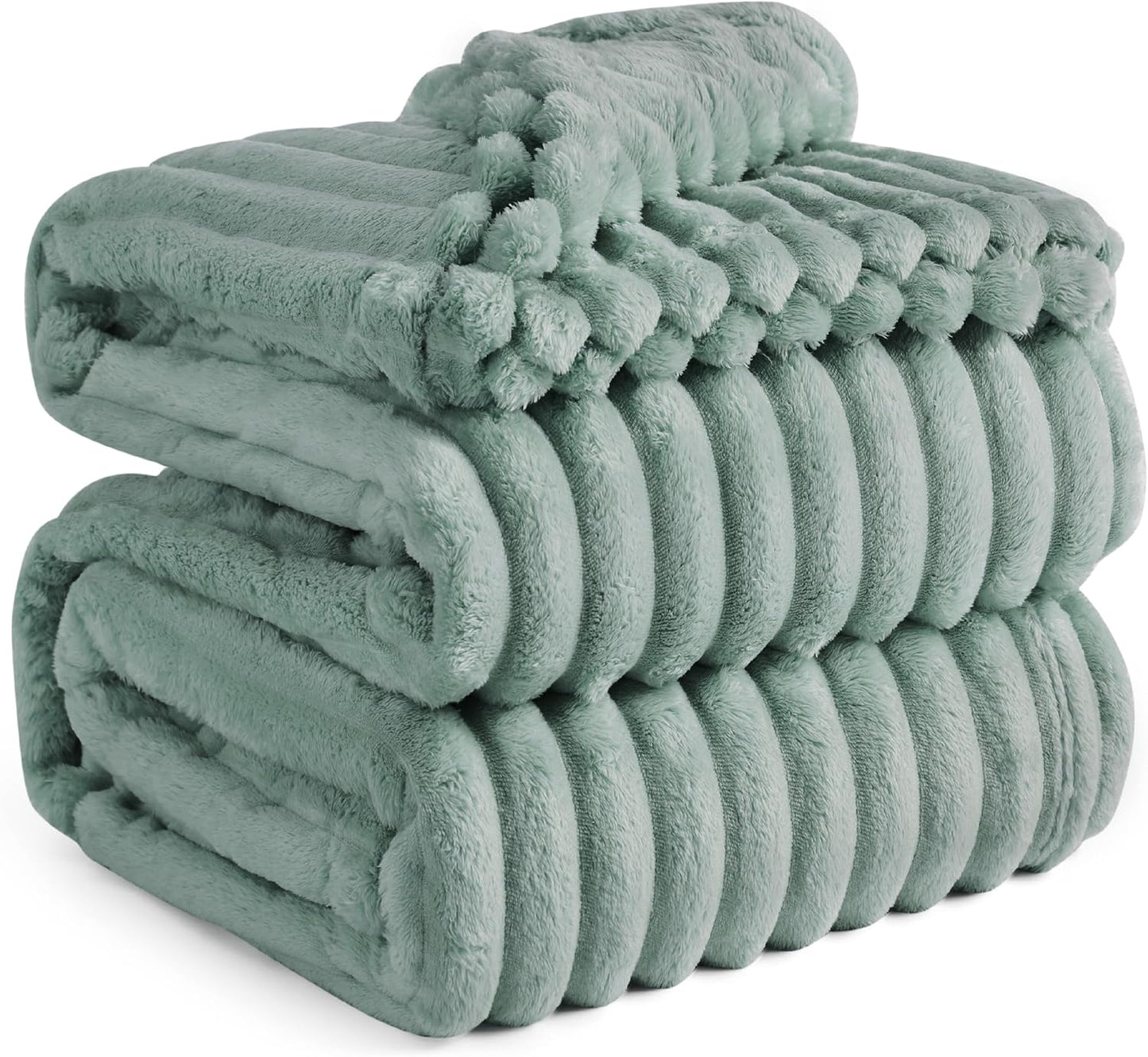 Gentlesoft White Fleece Throw Blanket