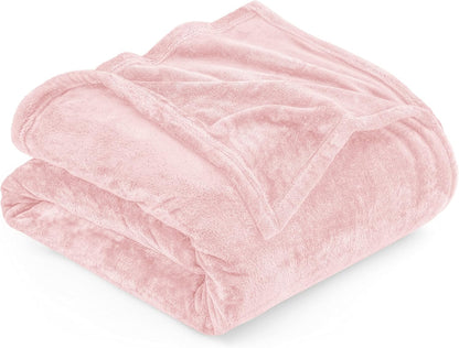 Refined Fleece Blanket — Timeless Warmth, Instant Comfort