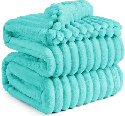 Gentlesoft White Fleece Throw Blanket